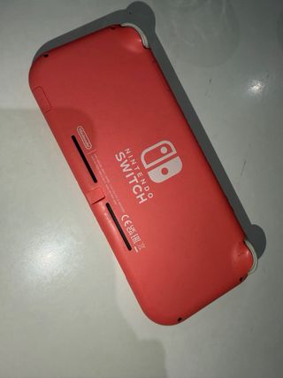 Nintendo Switch Lite Coral