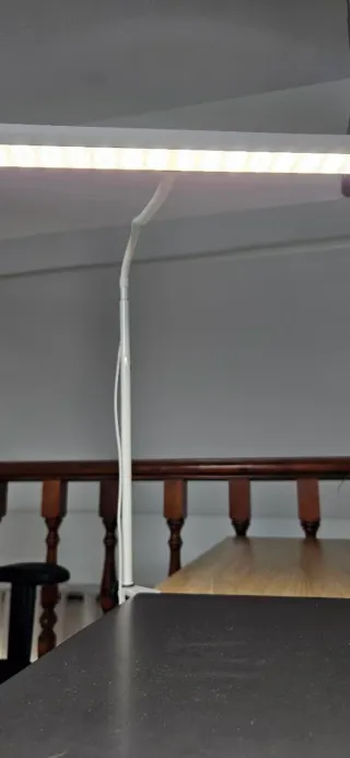 Lámpara Escritorio Ajustable Blanca