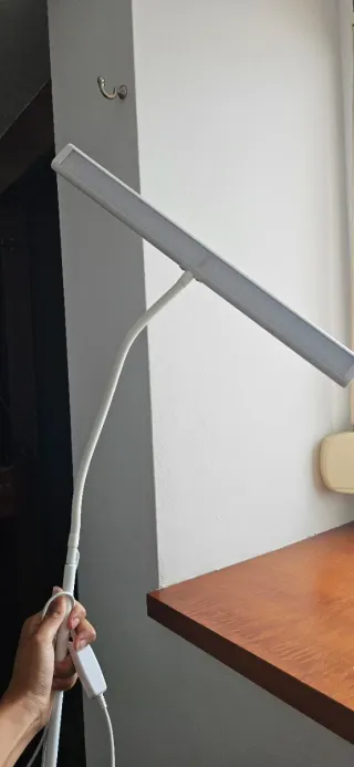 Lámpara Escritorio Ajustable Blanca