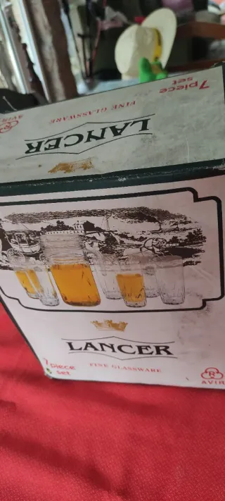 Juego 6 vasos y 1 jarra cristal