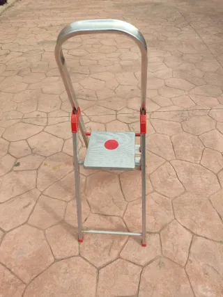 Escalera aluminio 3 peldaños