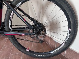 Bicicleta Cube Attention 26' CMPT