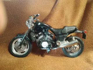 Lote 4 Motos Miniatura Maisto 1:18