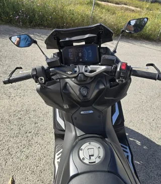 Yamaha TMAX 560 Monster Energy