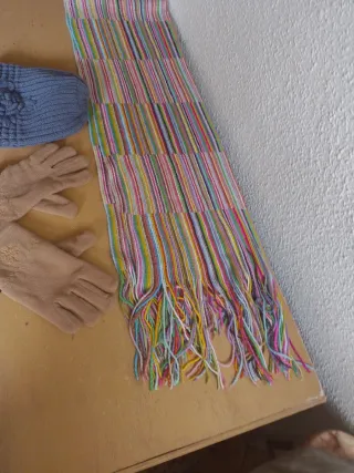 Conjunto gorro, guantes y bufanda