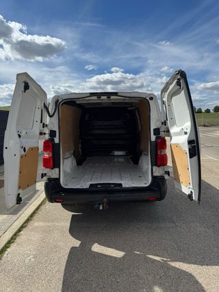 Peugeot Expert 2017