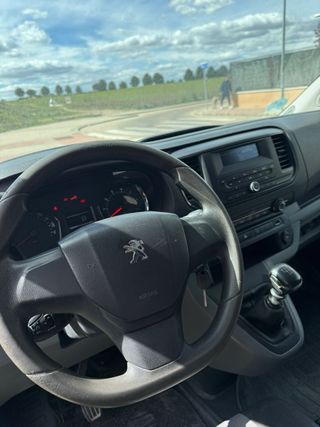 Peugeot Expert 2017