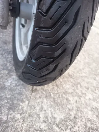 Suzuki Burgman 150 Scooter Maxi Automático