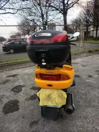 Suzuki Burgman 150 Scooter Maxi Automático