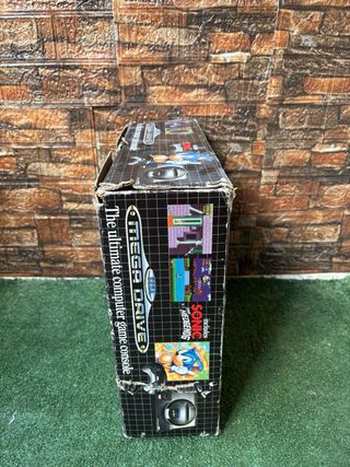 Sega Mega Drive sin usar