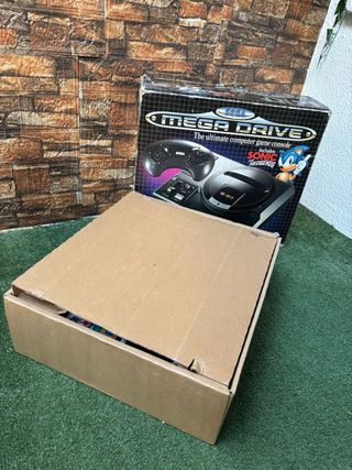 Sega Mega Drive sin usar