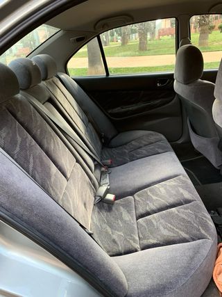 Mitsubishi Galant 1999