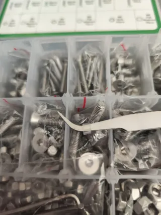 Juego 585 Tornillos Hexagonales Acero Inox 304