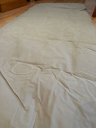 Colchoneta hinchable gris