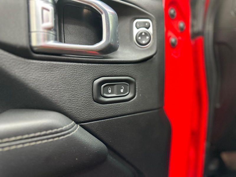 Jeep Wrangler 2021, foto 32