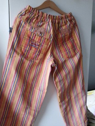Pantalón niño T8/9 rayas