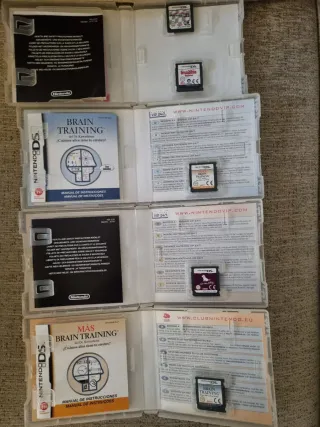 Nintendo DS Azul + 5 Juegos Uno de ellos sin caja.