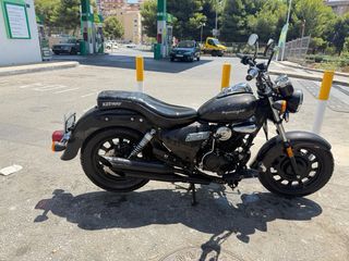 Keeway Superlight 125
