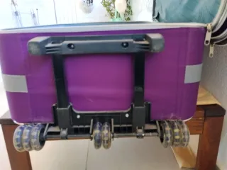 Maleta de viaje morada 30x46x72
