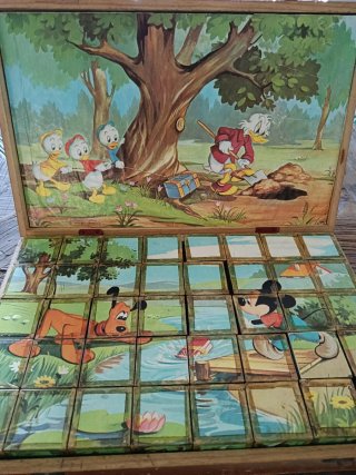 Puzzle Disney- cubes 2040 caja de Madera