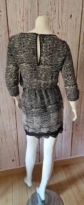 Vestido Bershka estampado XS