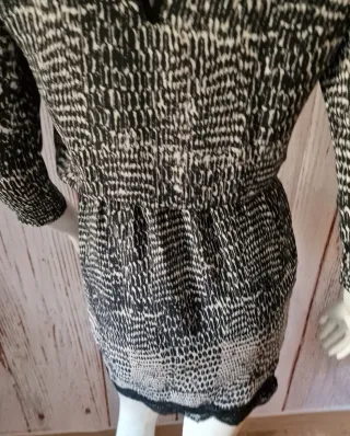 Vestido Bershka estampado XS