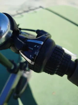 Bicicleta eléctrica plegable B'Twin