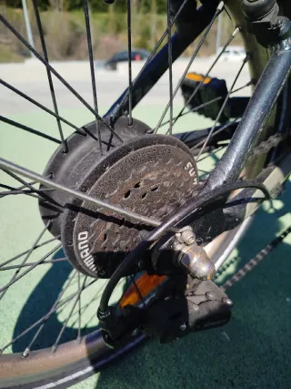 Bicicleta eléctrica plegable B'Twin