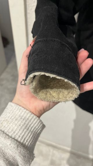 Abrigo negro Bershka borreguito