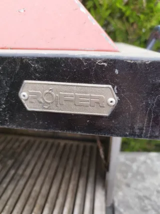 Barbacoa Rofer Negra y Roja