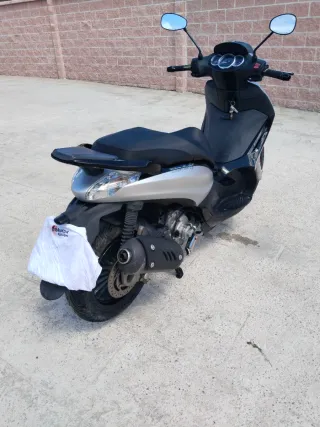 Piaggio Beverly 125 Plata