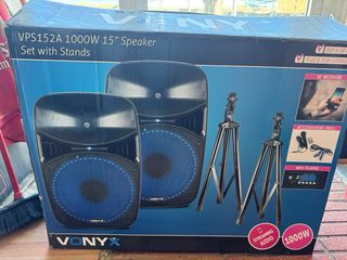Altavoces Vonyx 1000W 15” con trípodes