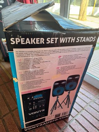 Altavoces Vonyx 1000W 15” con trípodes