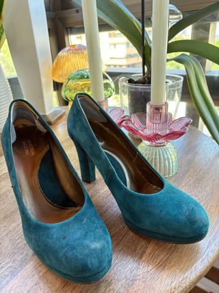 Zapatos de tacón Benetton verde azulado