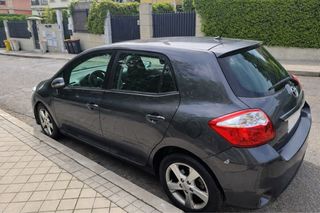 Toyota Auris 1.4 D-4D 2010 167.000 km Muy fiable