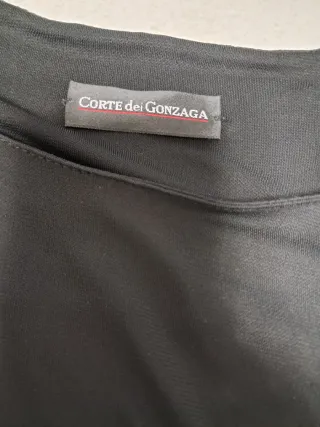 Abito Corte dei Gonzaga nero con dettagli sabbia