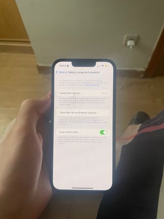 iPhone 13 Apple