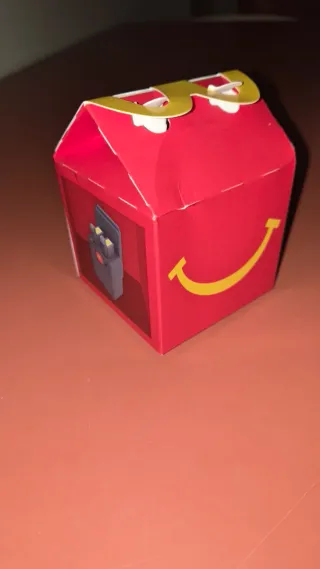 McDonald's Friggitrice Happy Meal Sigillata