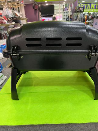 Barbacoa de sobremesa con 4 bombonas