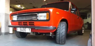 SEAT 124 fl80