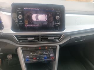 Volkswagen T-Roc 2024