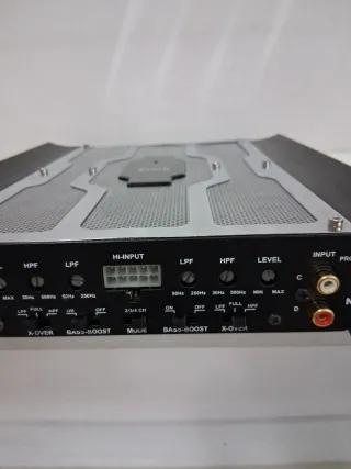 VIETA N-4110 Amplificador