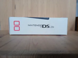 Nintendo DS Lite Negra + Juegos y Accesorios
