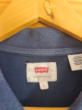 Polo Levis Color Azul Marino Talla L.