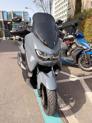 YAMAHA N-MAX 125 2024