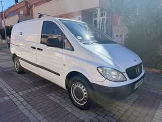 Mercedes-Benz Vito 2012