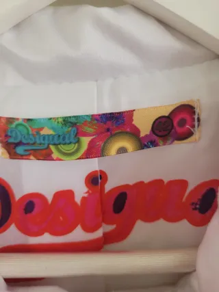 Gabardina Desigual Talla 42 Flores