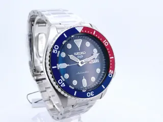 Seiko 5 Sport Diver Pepsi Automatico Nuovo