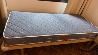 Cama articulada eléctrica