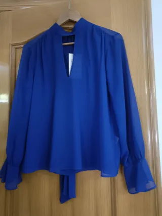 Blusa azul talla S
